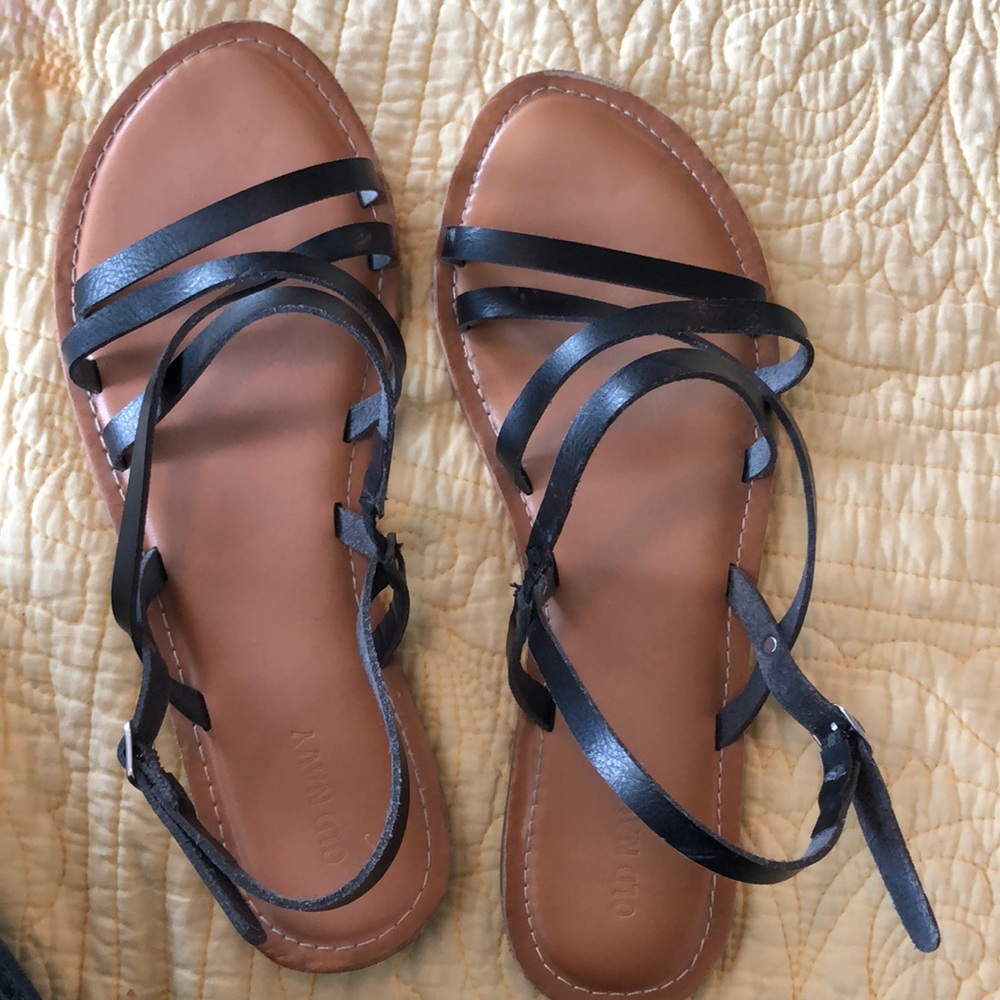 Sandals - Picture 2 of 3